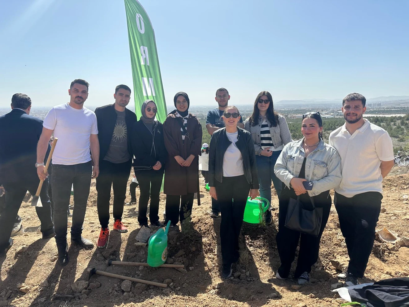 "Bir Fidan da Sen Dik" Sosyal Sorumluluk Projesi Gerçekleştirildi